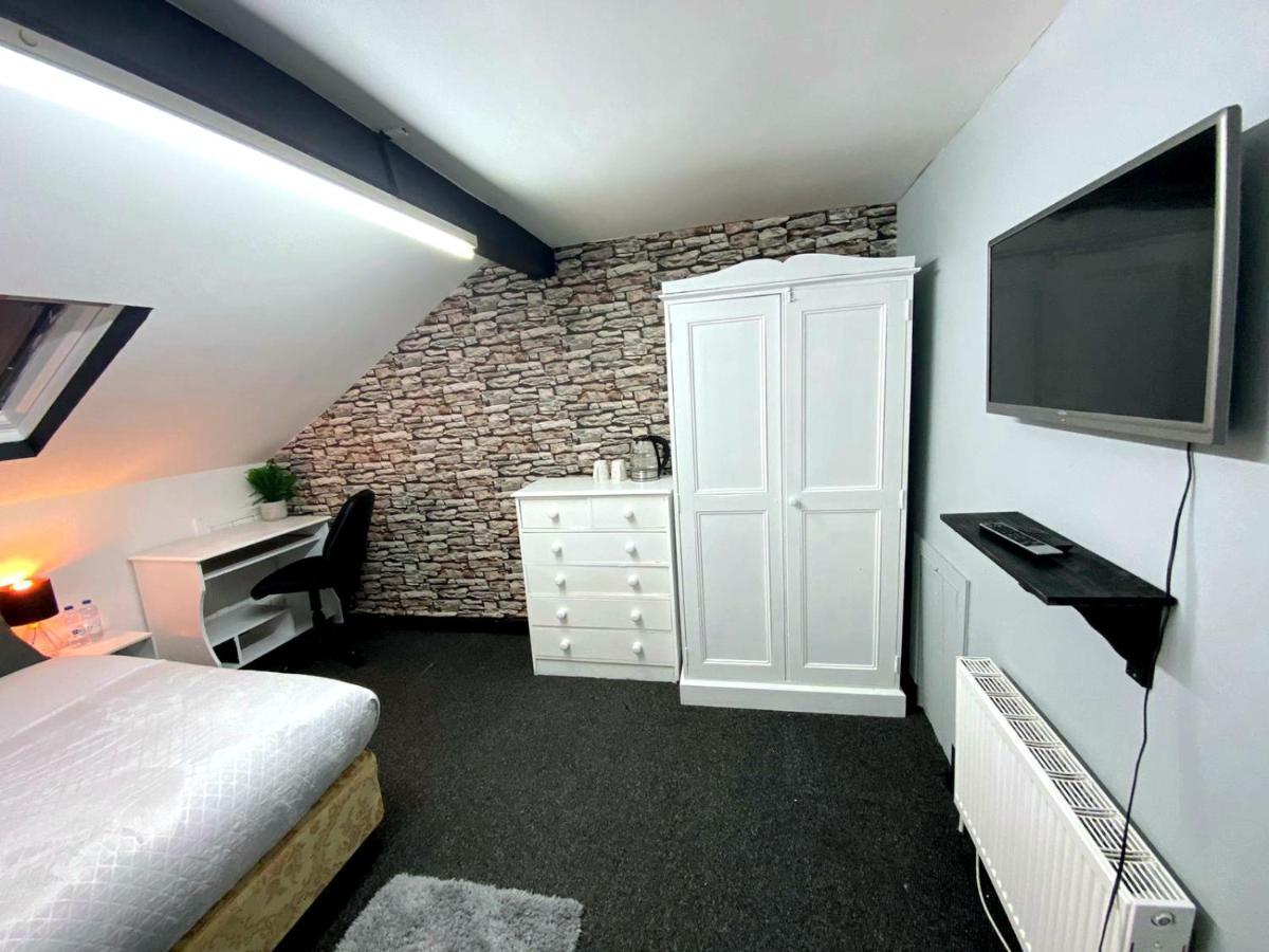 Townhouse 105 Hotel Хъдърсфийлд Екстериор снимка