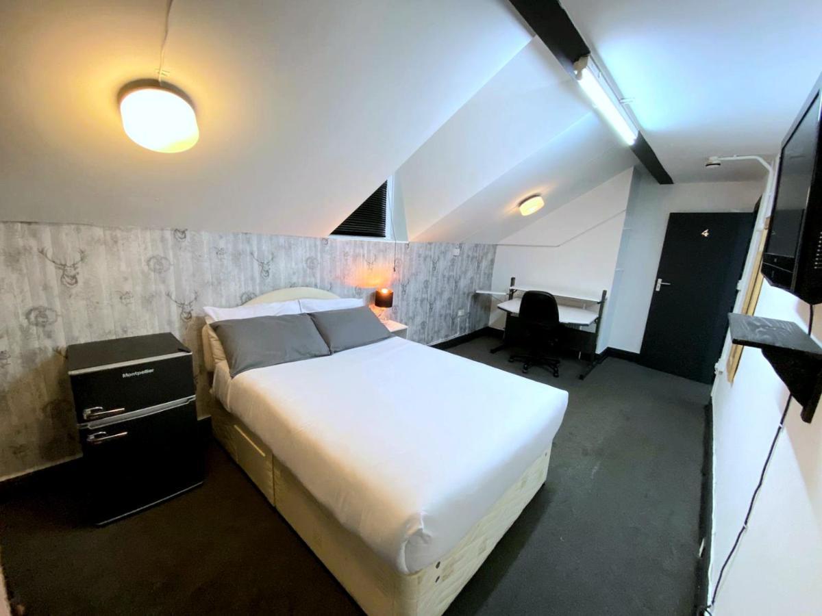 Townhouse 105 Hotel Хъдърсфийлд Екстериор снимка