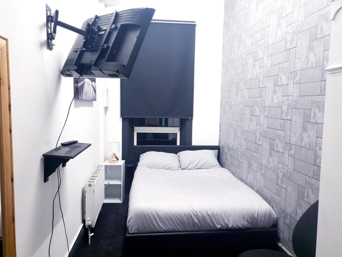 Townhouse 105 Hotel Хъдърсфийлд Стая снимка